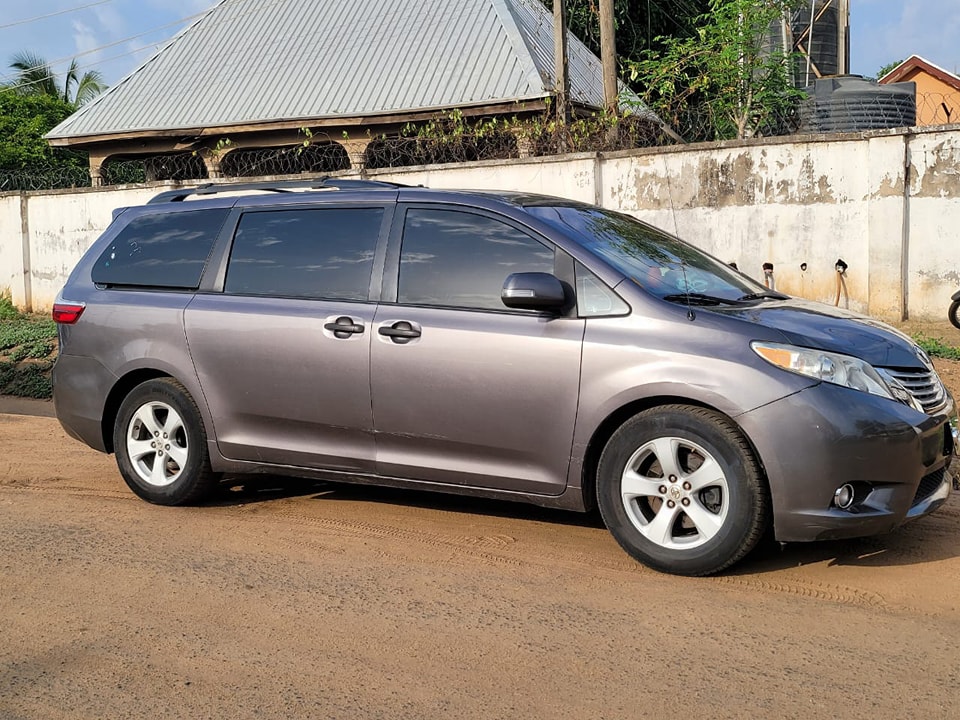 EFCC Arrests Three Siblings for Internet Fraud in Makurdi, Recovers N3.5M and Car