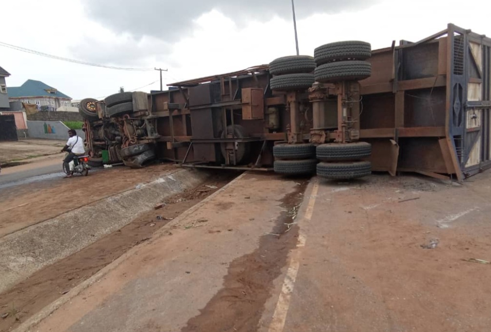 Conductor Crushed To Death As Truck Falls In Anambra