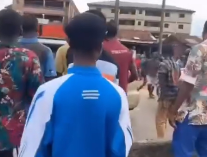 Protesters Block Road In Agbor Park, Refuse Police Access