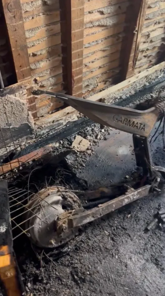 E-Scooter Catches Fire, Trapping Man in Apartment Who Burns to Death