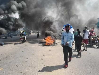 Protesters Set US and French Embassies on Fire in DR Congo