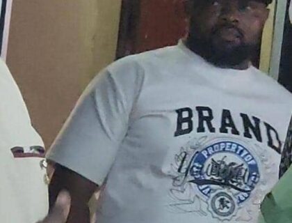 Video: Thief Walks Away With Macbook Pro At Ogba Excellence Hotel