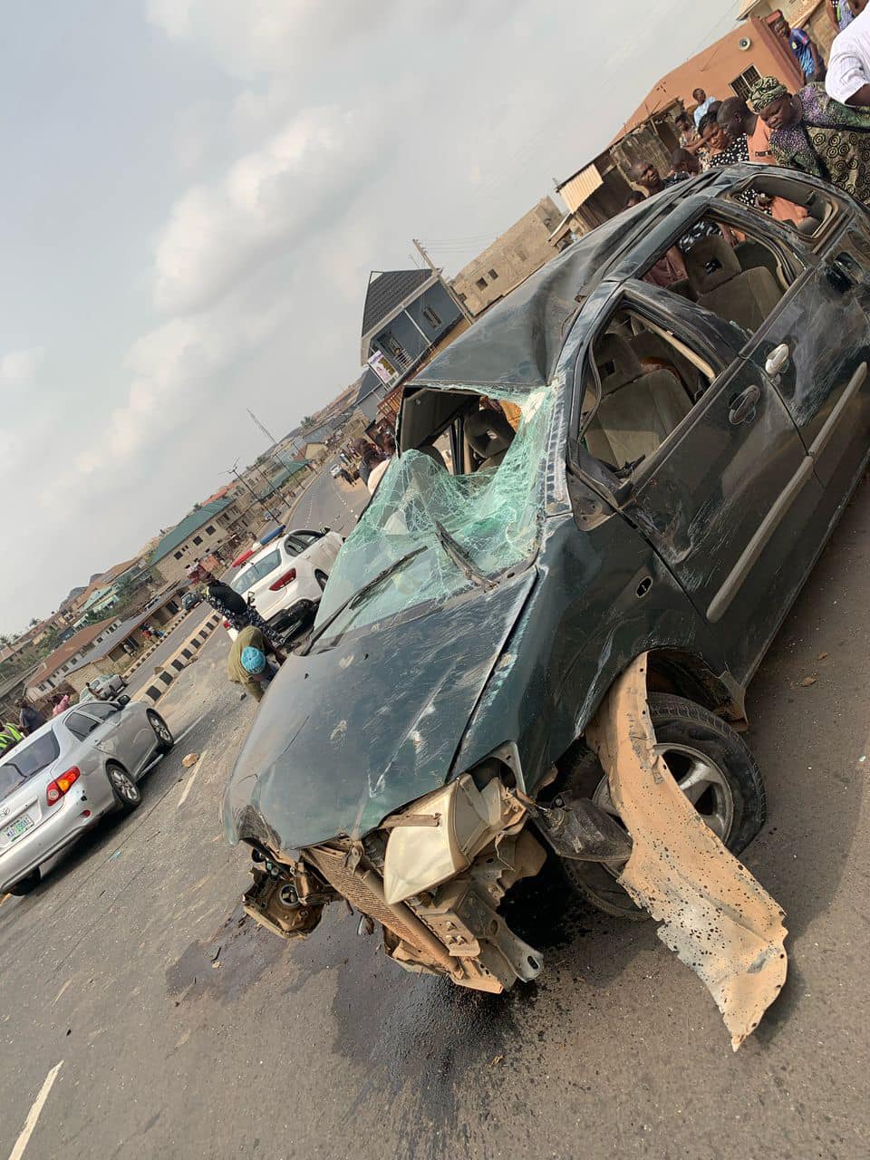 Three Teachers, Six Pupils Seriously Injured in Ibadan Auto Crash