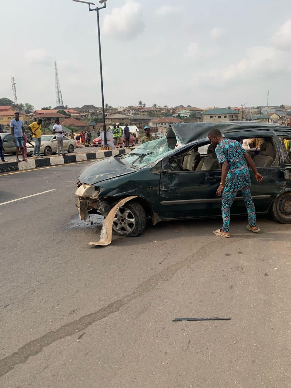 Three Teachers, Six Pupils Seriously Injured in Ibadan Auto Crash