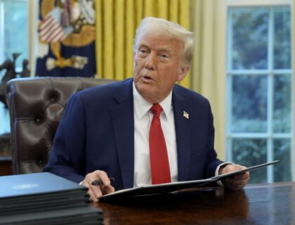 US President Trump Deports 6,000 Illegal Migrants in First Two Weeks