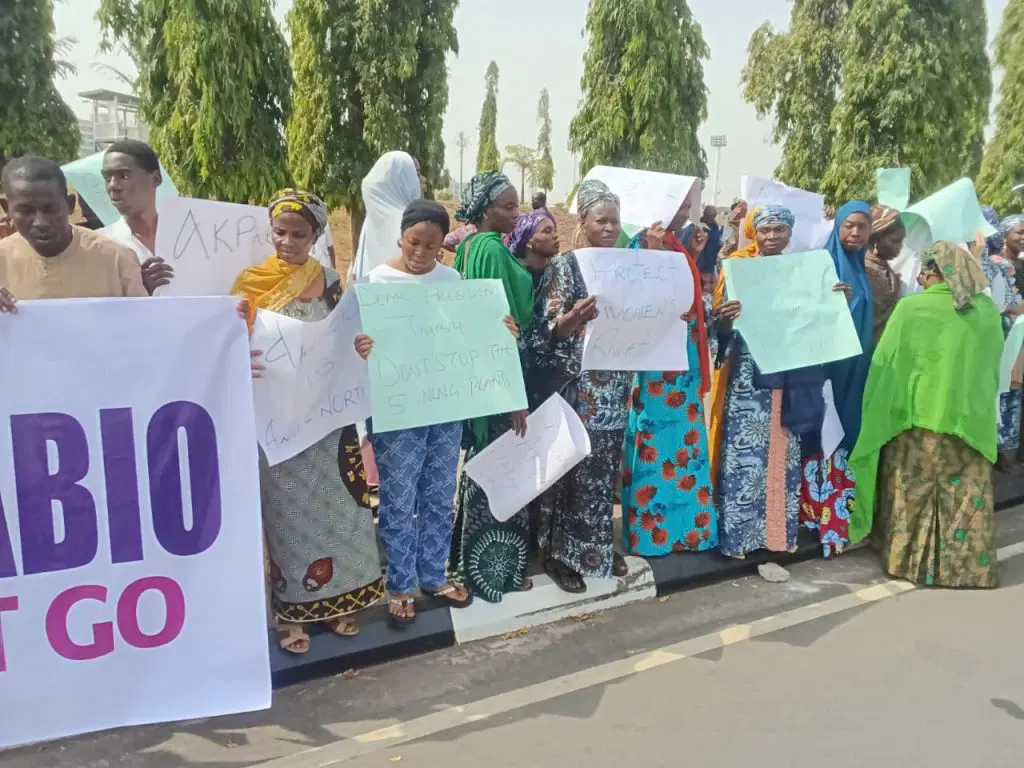 Police Fire Tear Gas at Pro-Natasha Akpoti Supporters at National Assembly Gate