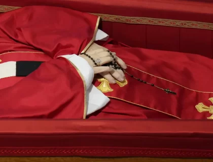 Doctor Reveals Pope Francis’ Final Moments, Says ‘He Died Without Suffering’