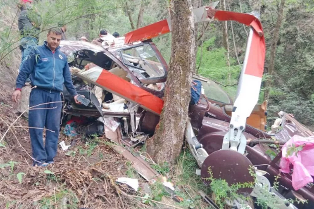 Helicopter Crashes Into Mountainside, Killing Six Pilgrims in India
