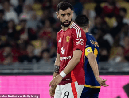 Man Utd Captain Bruno Fernandes’ Agent in Talks With Al Hilal Over Potential £200m Saudi Transfer