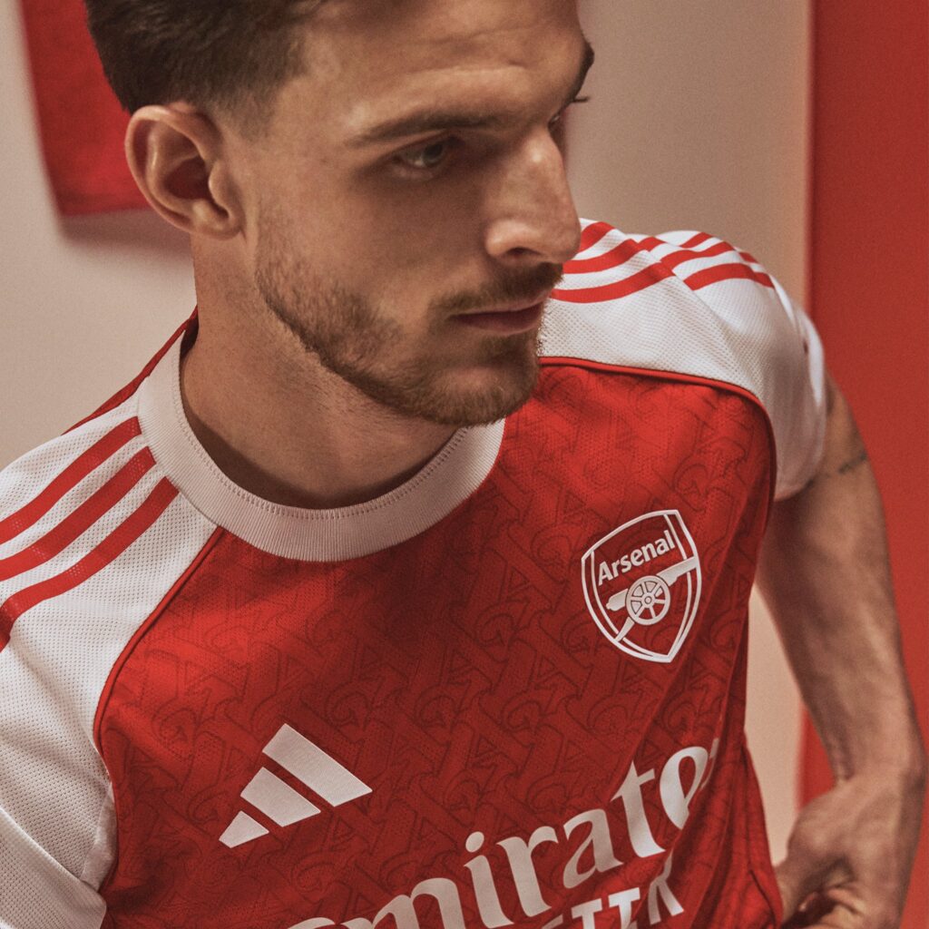 Arsenal Unveil Sleek New Adidas Home Kit for 2025/26 Season