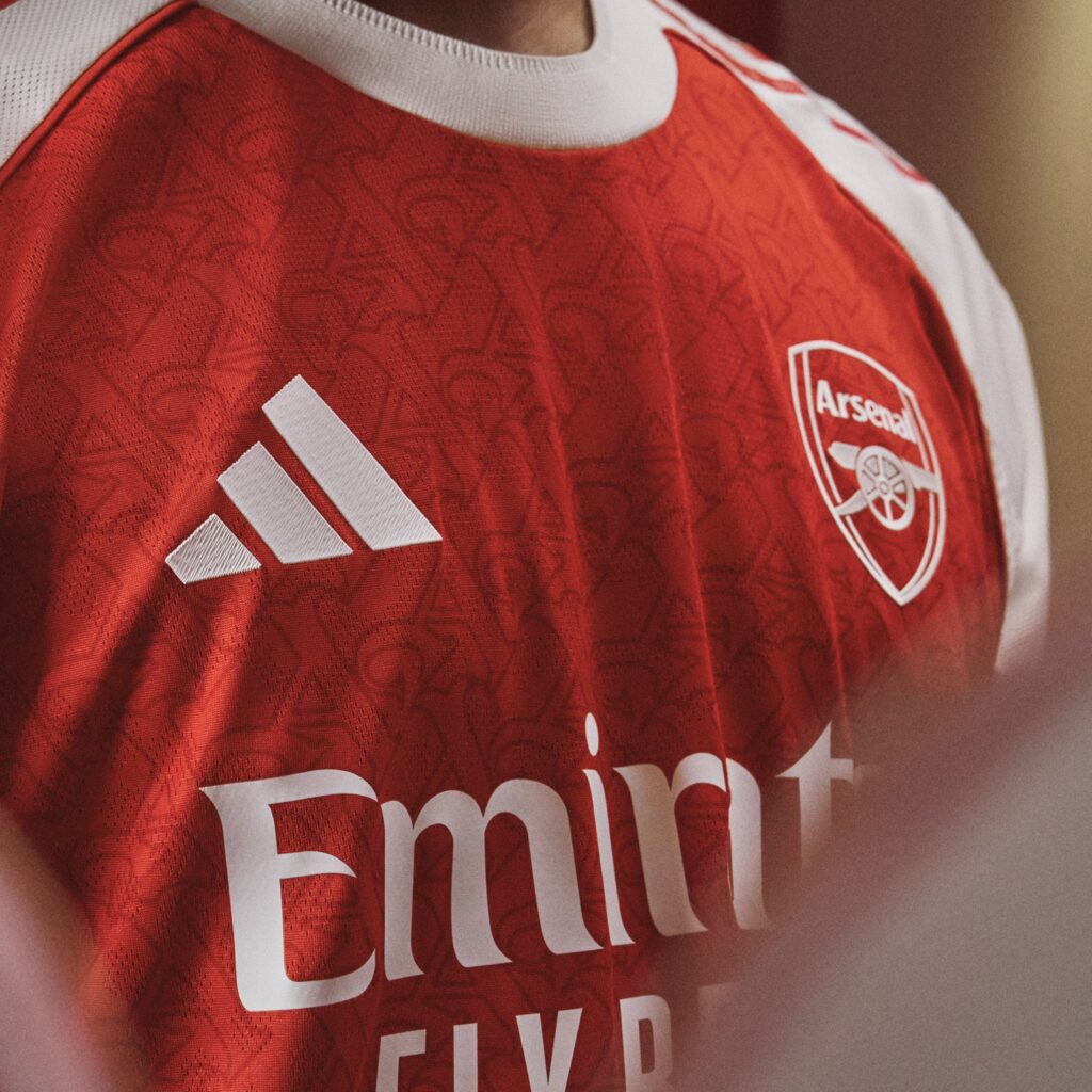 Arsenal Unveil Sleek New Adidas Home Kit for 2025/26 Season