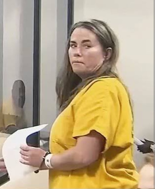Woman Arrested At Airport After Assaulting Child On Plane For Calling Her 'Fat' And 'Miss Piggy'