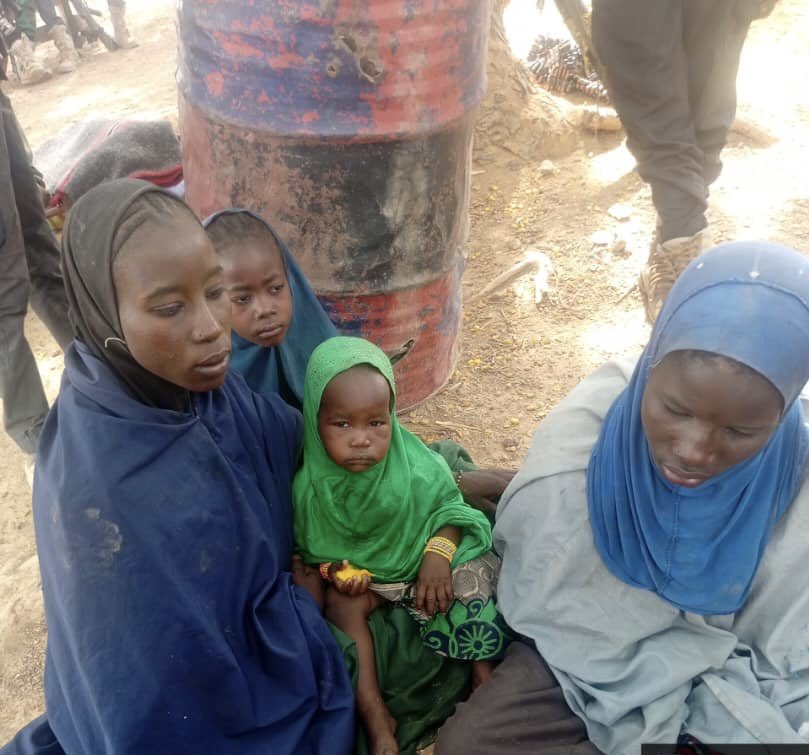 10 Family Members of Terrorists Surrender to Troops in Borno