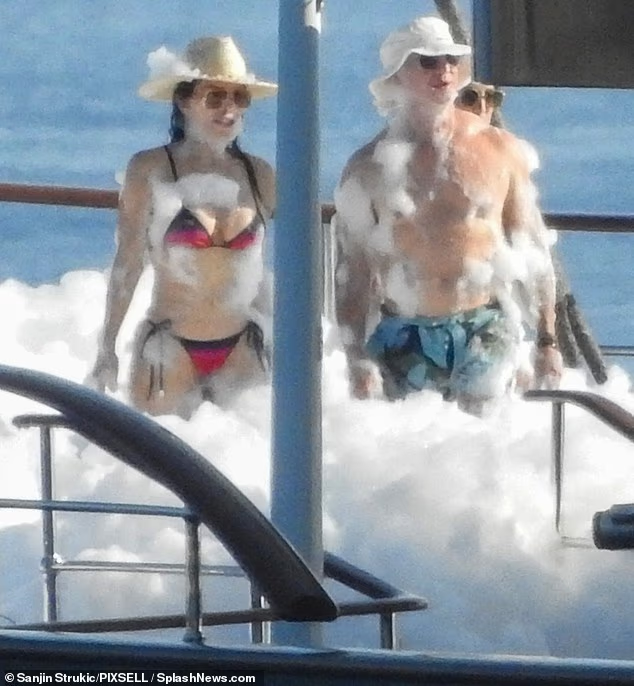 Jeff Bezos And Lauren Sánchez Host Extravagant Yacht Party Amid Venice Protests Ahead Of Their $20M Wedding

