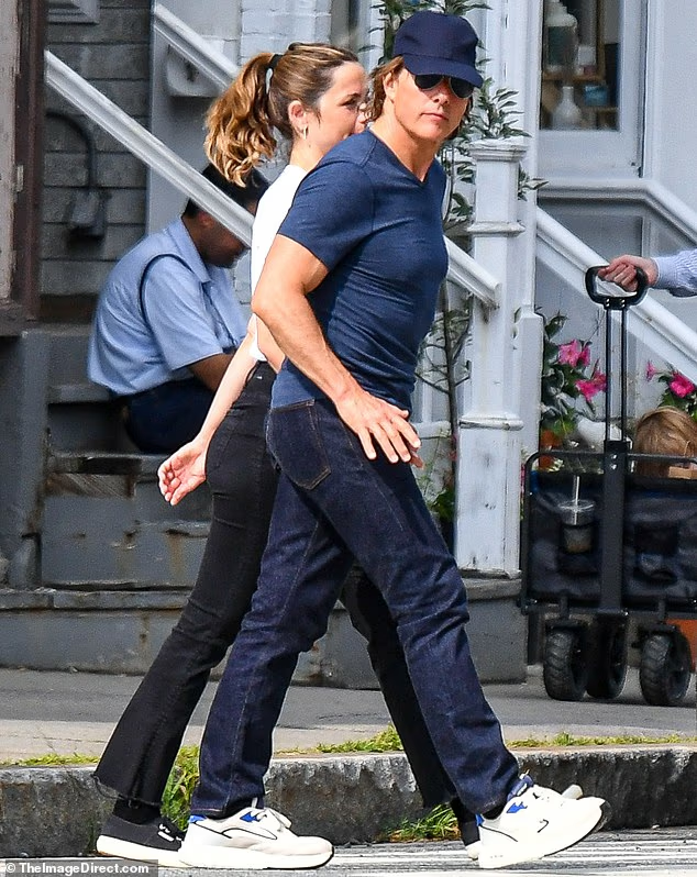 Tom Cruise and Ana de Armas Confirm Romance With Vermont Getaway