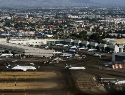 Near Miss in Mexico City: Delta and Aero México Jets Narrowly Avoid Collision