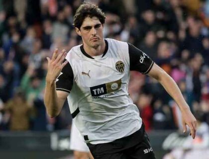 Manchester United Close In On €30m Deal For Valencia Midfield Gem Javi Guerra