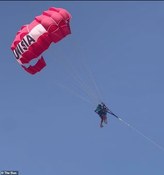 British Woman Alleges She Was Sexually Assaulted Mid‑Air by Parasail Instructor During Holiday in Tunisia