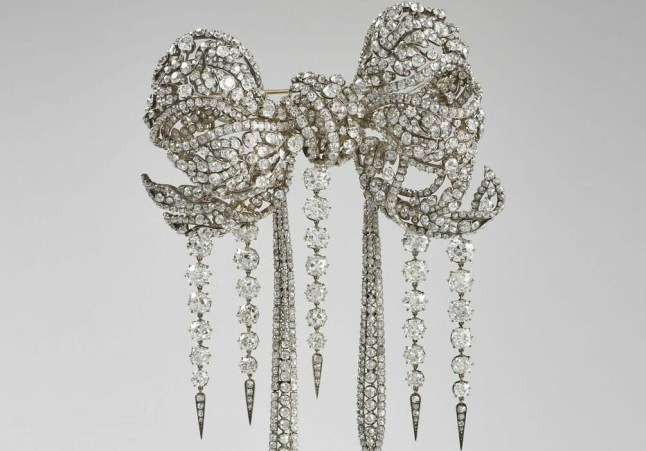 Large bow corsage of Empress Eugénie (brooch)