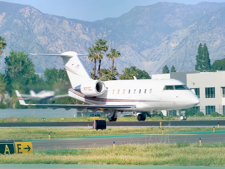 Rihanna Flees Los Angeles Following Attempted Murder Plot at Her Estate