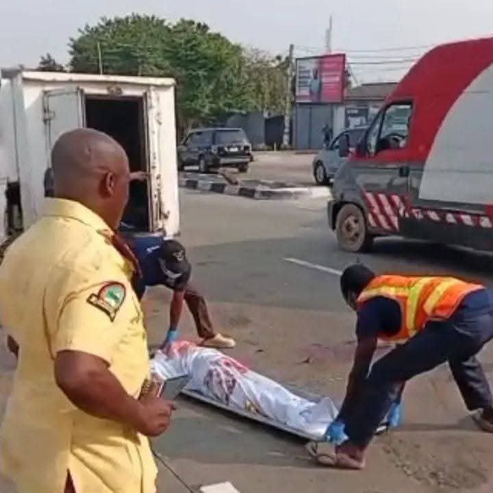 Fatal Collision on Lagos Expressway Leaves One Dead and Several Injured